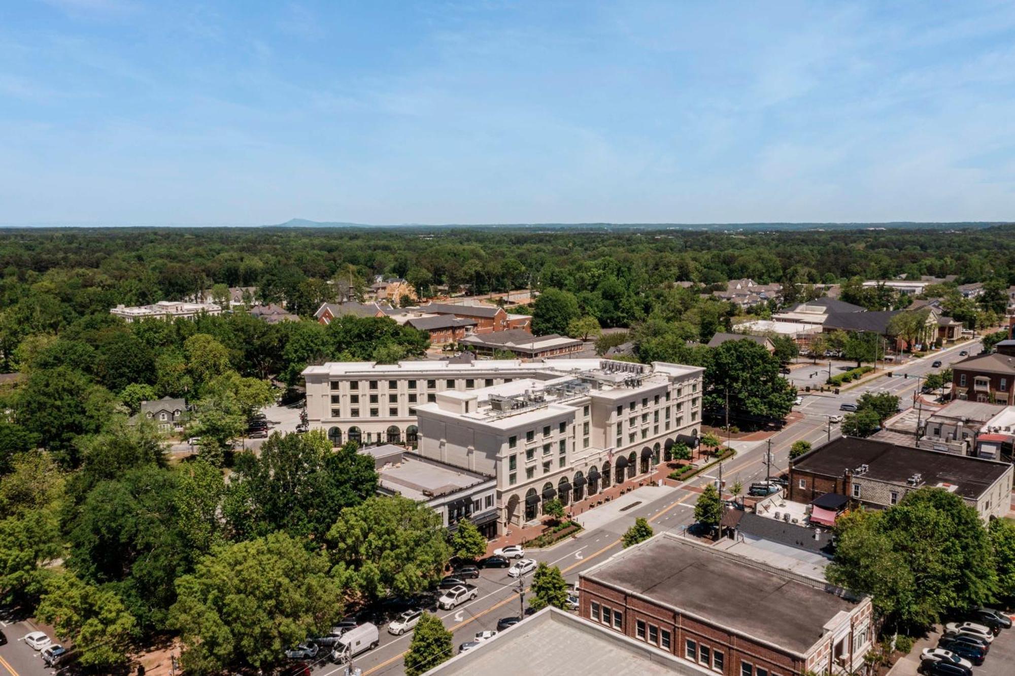 Hotel The Hamilton Alpharetta, Curio Collection By Hilton Exterior foto