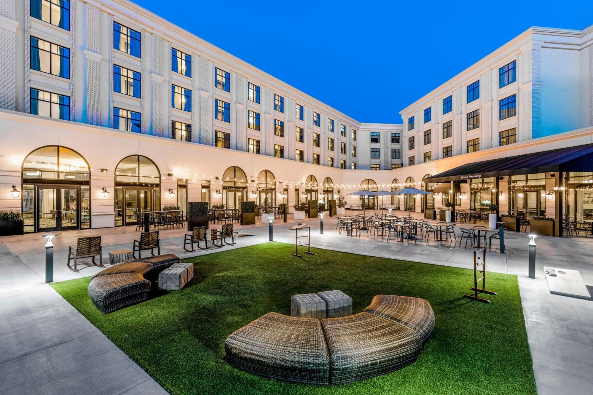 Hotel The Hamilton Alpharetta, Curio Collection By Hilton Exterior foto